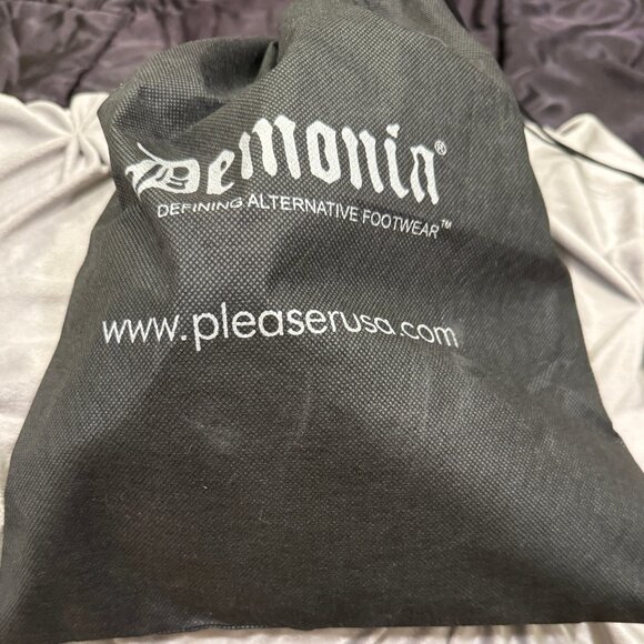 DEMONIA BLACK WITH GRAY PRINT SUEDE PLATFORM SHOES/BOOTIES - Picture 12 of 13